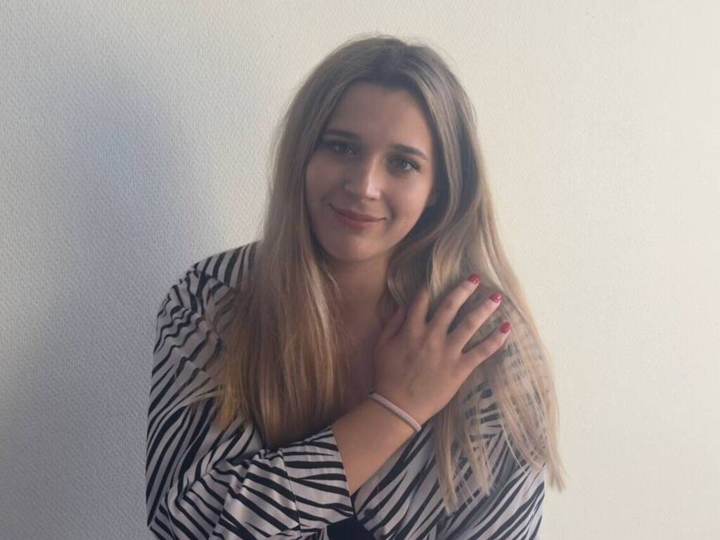 Dorisshughes's profile - Image n°0
