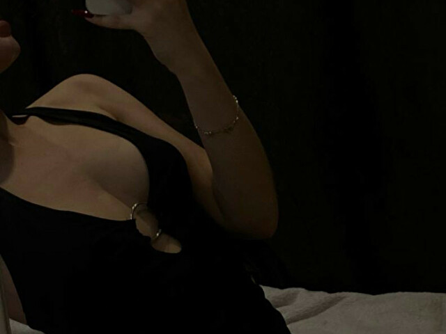 Dorothy's profile - Image n°0