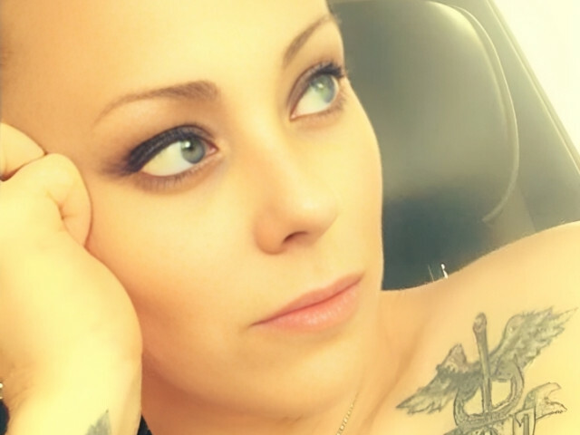 Th3h0tb1onde's profile - Image n°1