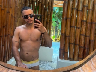 Sexo por webcam con Dusan_Grey77