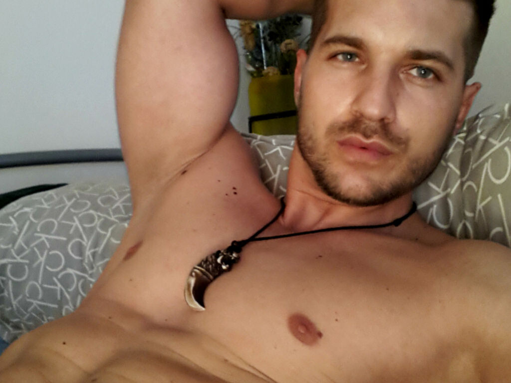 DustinWilliams's profile - Image n°0