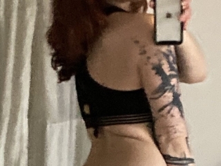 Dutchredheadbabe