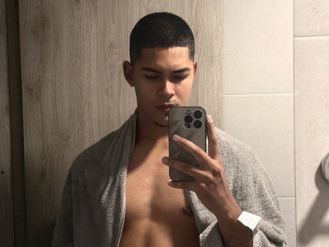 Perfil con Dylan_Stone - Imagen  n°0
