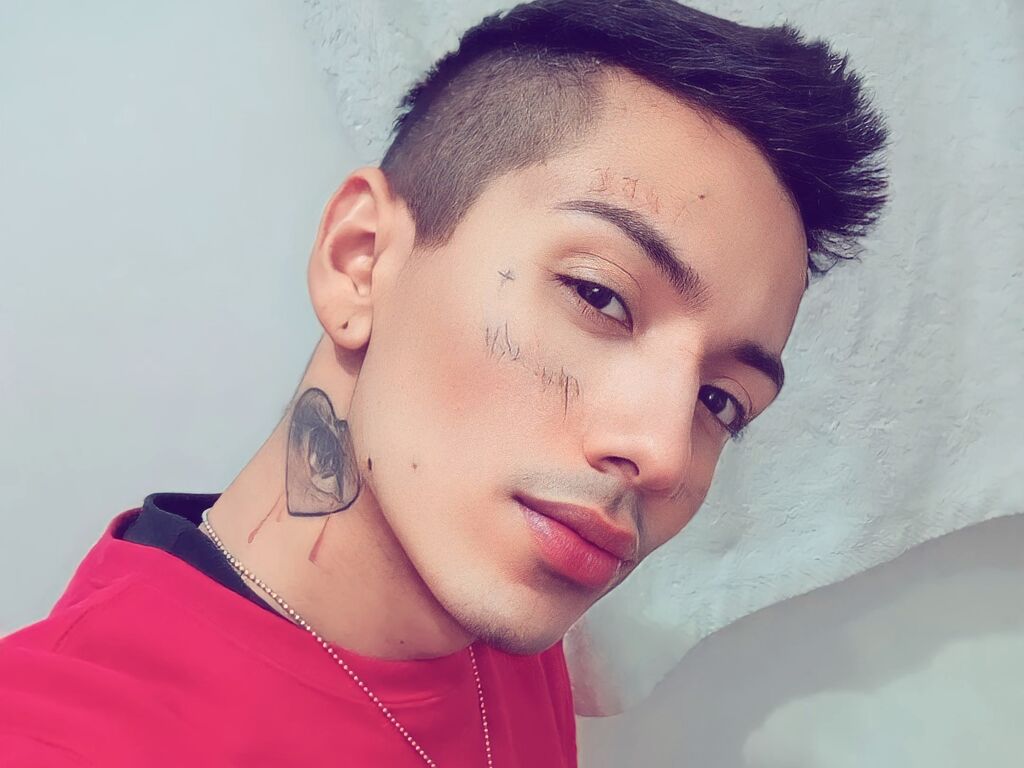 Dylandblake's profile - Image n°0