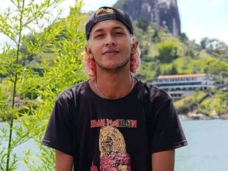 Webcam sex with Dylanwalrker