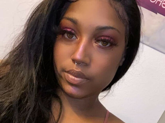 Ebonydollxx's profile - Image n°0