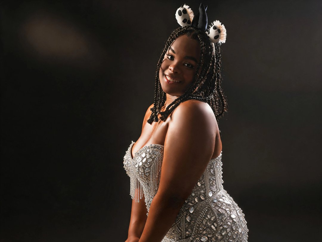 Profil de Ebonyhenner - Photo n°0