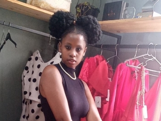 Webcam sex met Ebonypoisoncunt
