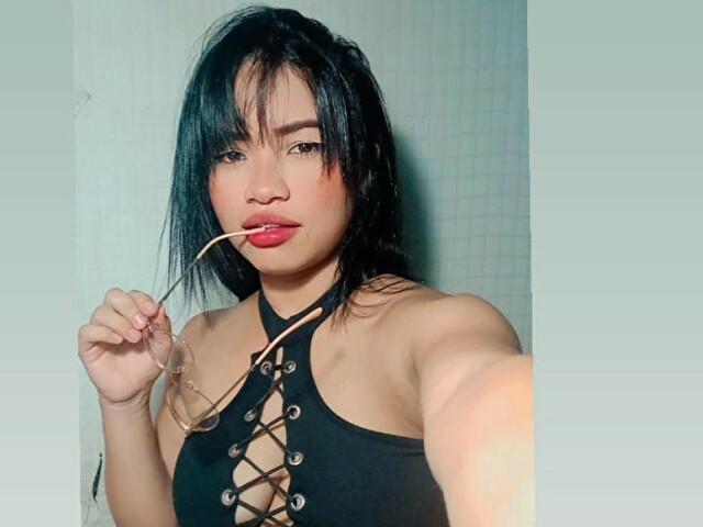 EbonySanders's profile - Image n°50