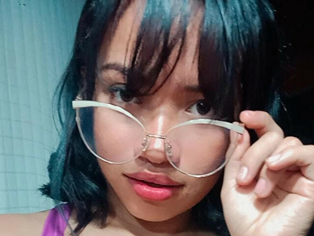 EbonySanders's profile - Image n°49