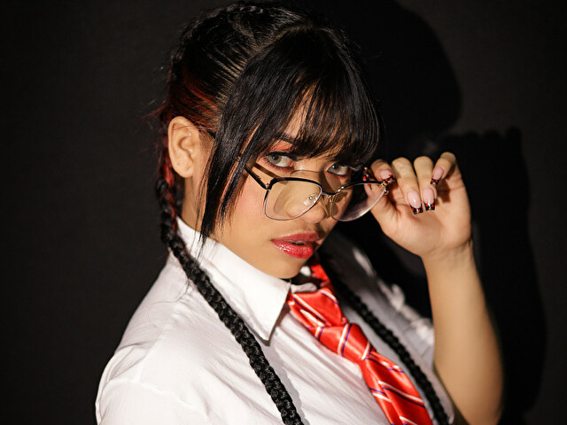 EbonySanders's profile - Image n°13