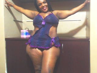 Webcam sex with Ebonywlidass