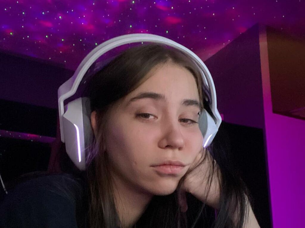Edinaharwell's profile - Image n°0