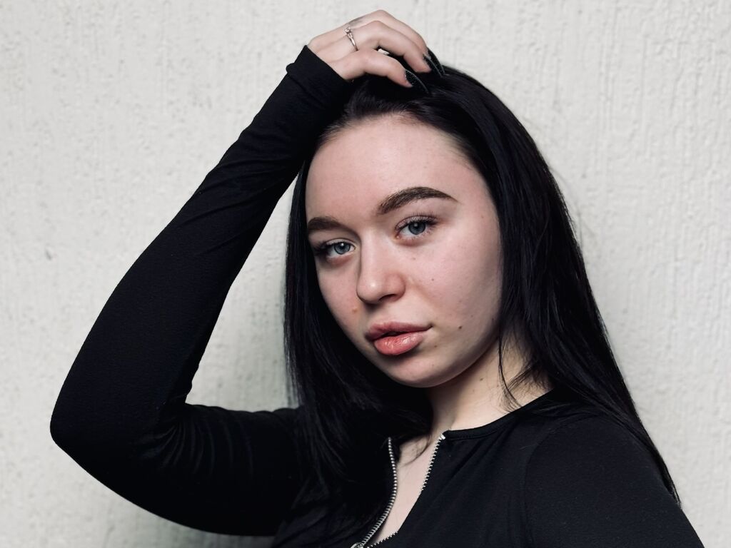 Edithahewson's profile - Image n°0