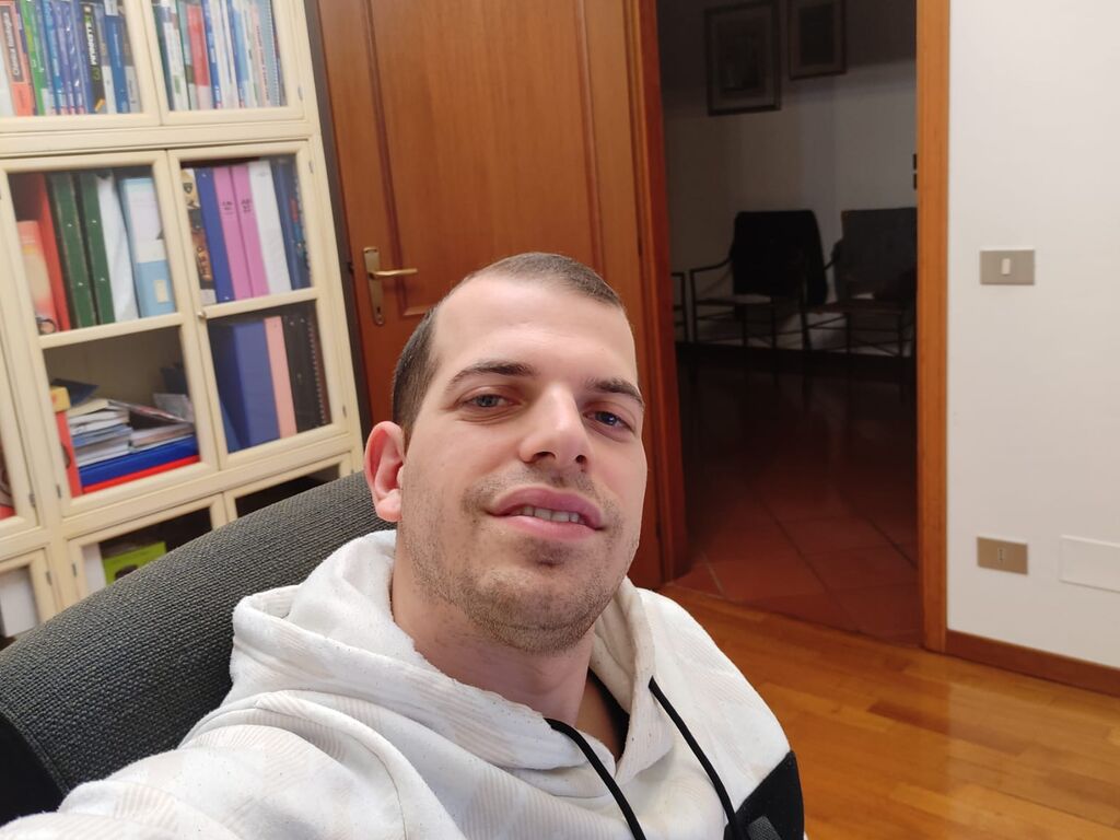 Edoxamb's profile - Image n°1