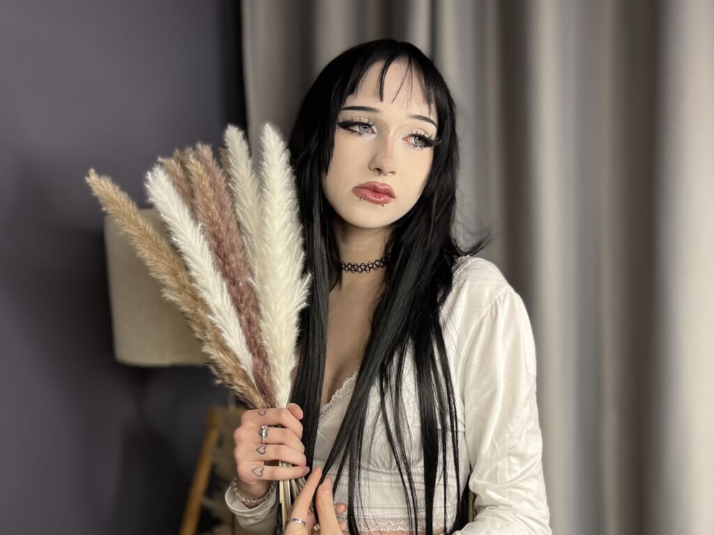 Edwinacrammer's profile - Image n°0