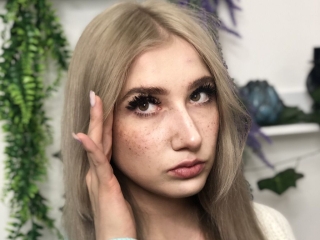 Webcam sex with Edwinaherrin