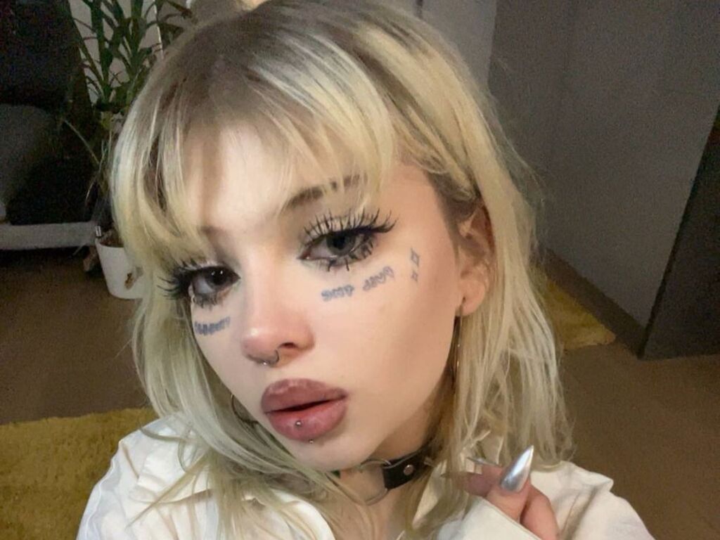 Eishett's profile - Image n°1