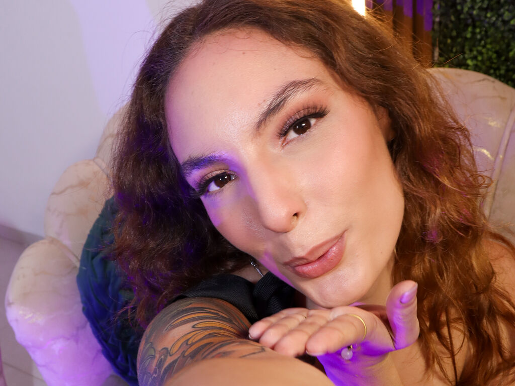 Elacabrera's profile - Image n°1
