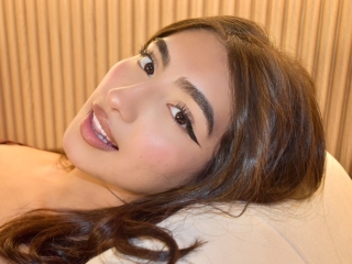 Sexo por webcam con Elainesamper
