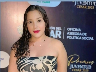 Sexo por webcam con Elamaxwell
