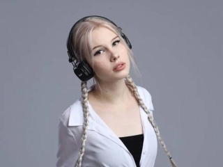 Sexcam Live Show von Elanadergan