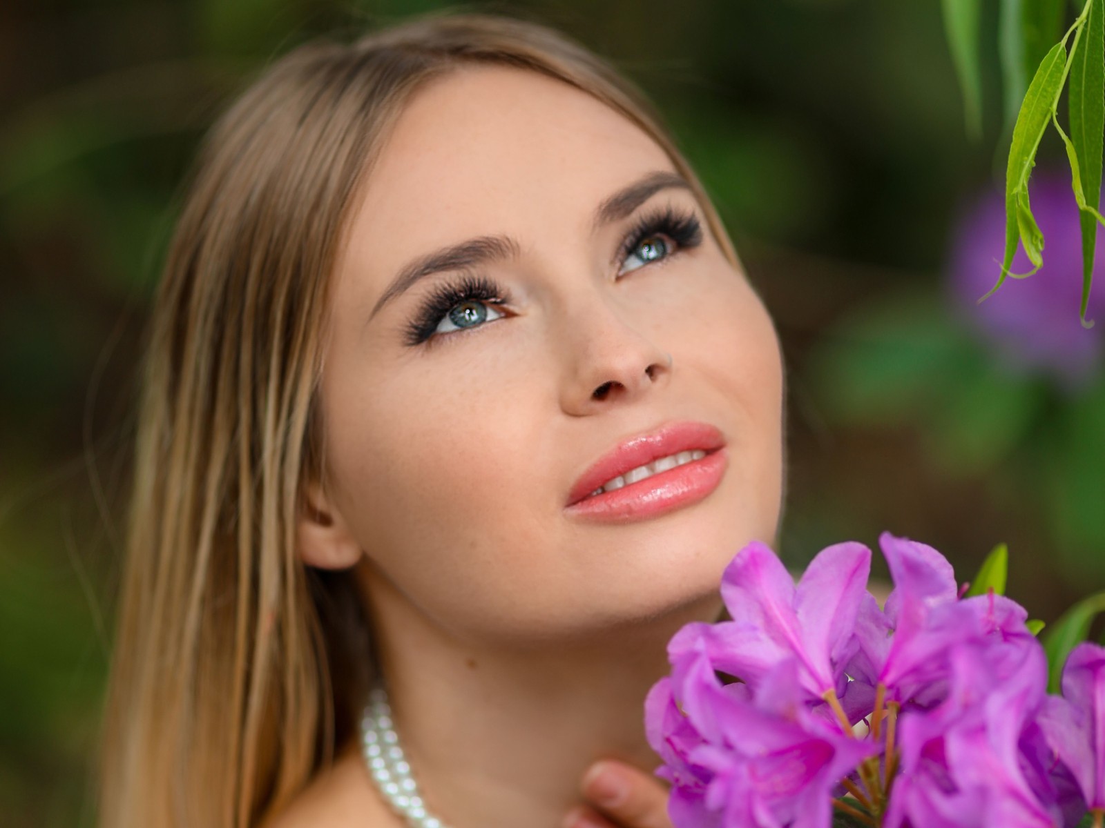 Elanismile's profile - Image n°1