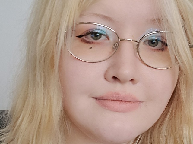 ElayneSweet's profile - Image n°17
