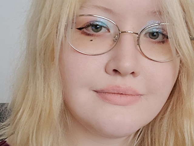 ElayneSweet's profile - Image n°9