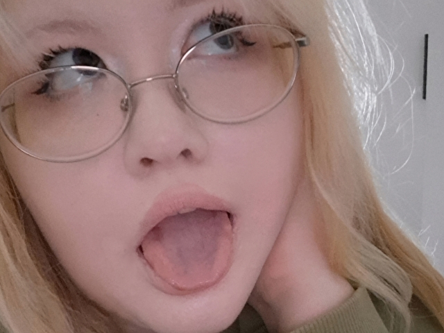 ElayneSweet's profile - Image n°11