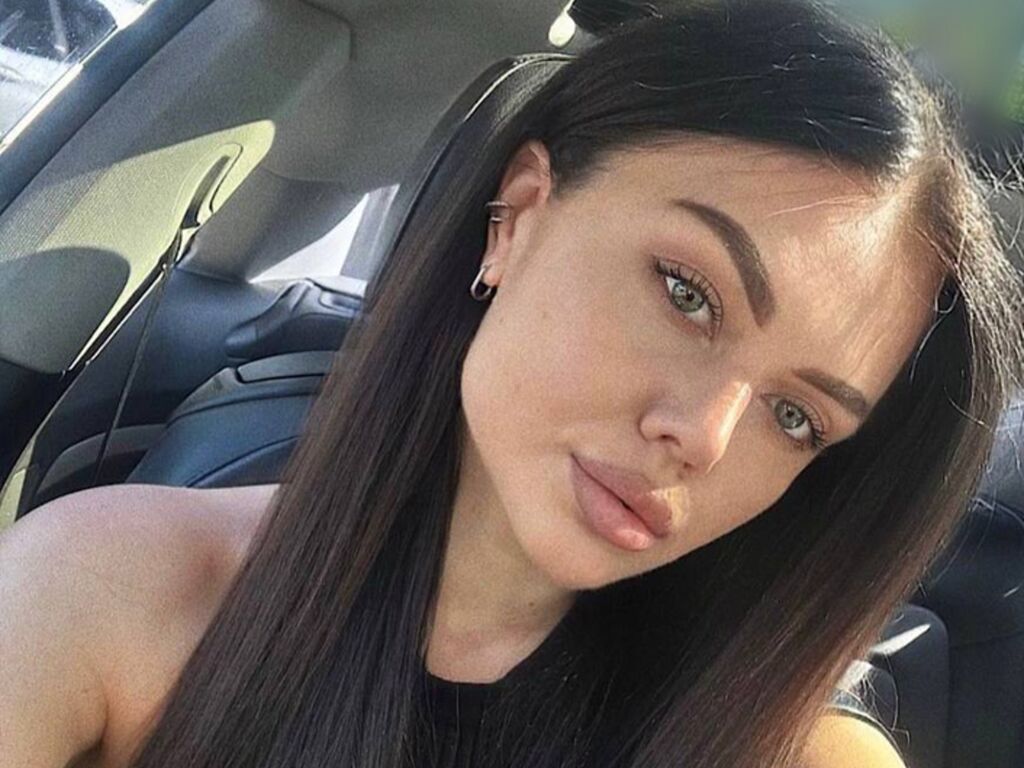 Elenazolton's profile - Image n°1