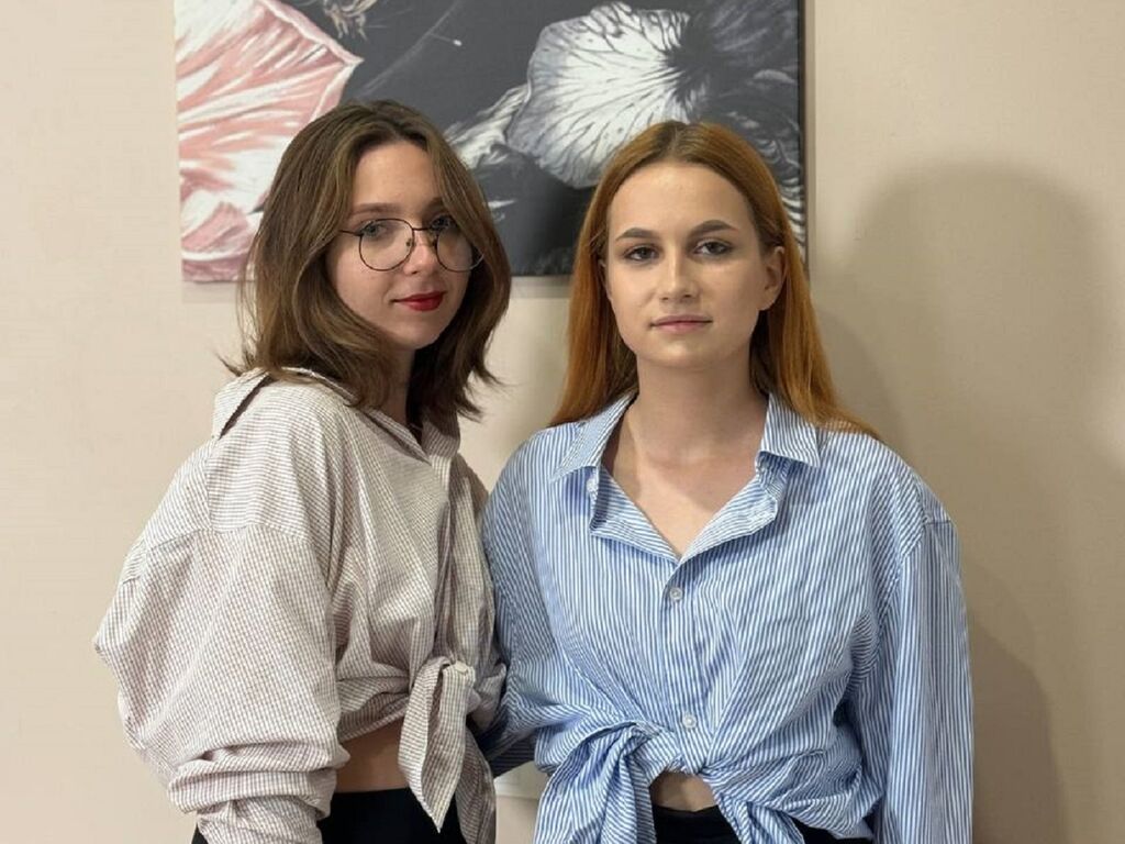 Eleneandqueenie's profile - Image n°0