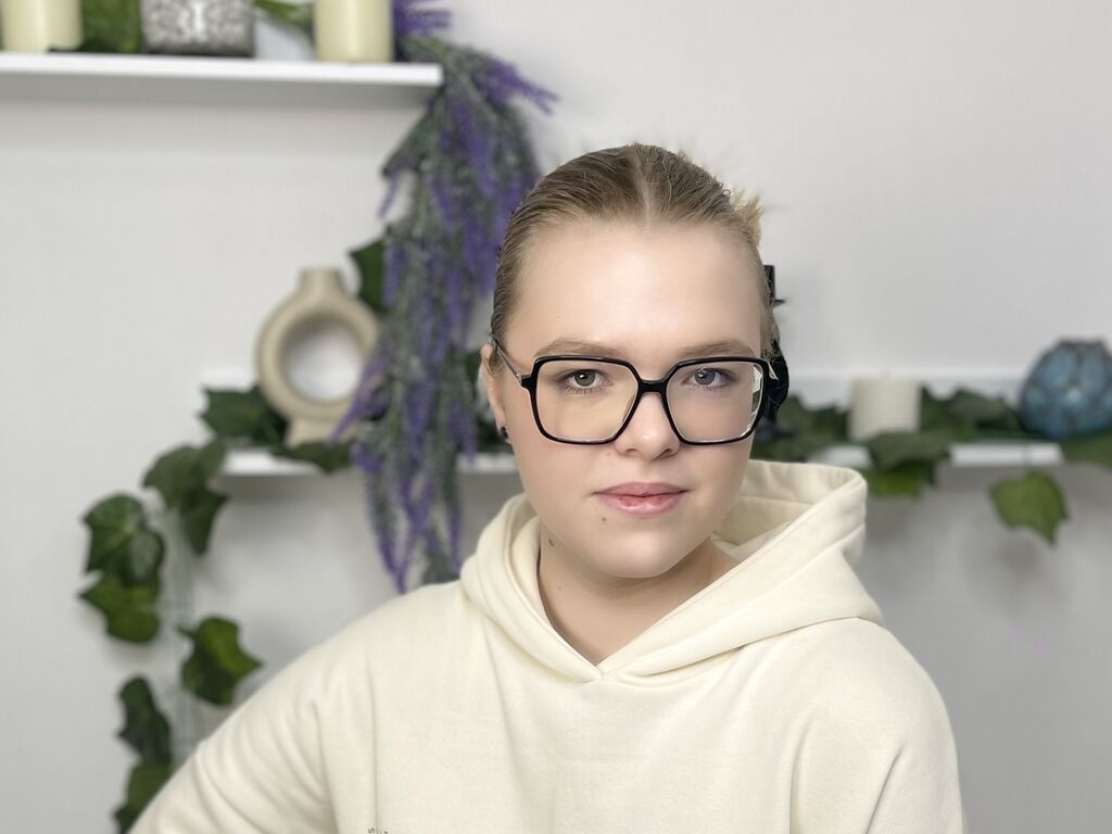 Elenefennimore's profile - Image n°0