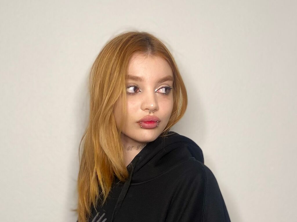 Elenefreestone's profile - Image n°0
