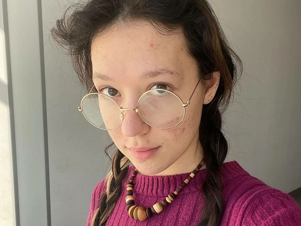 Elenegarfield's profile - Image n°0