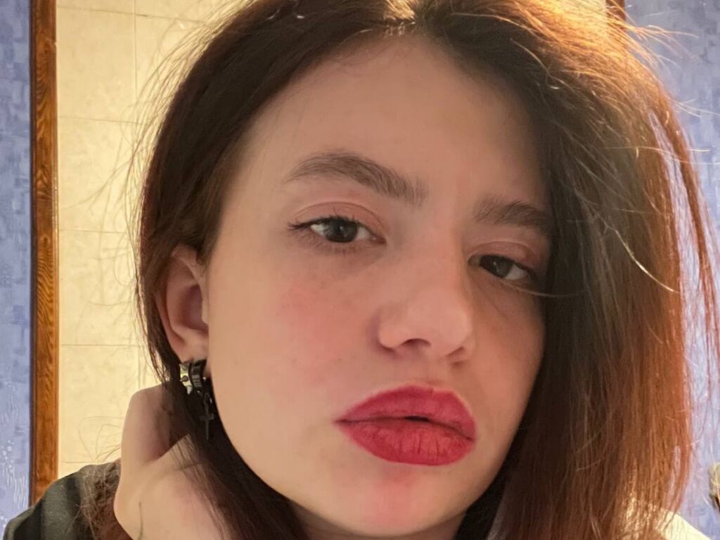 Eleneheap's profile - Image n°0