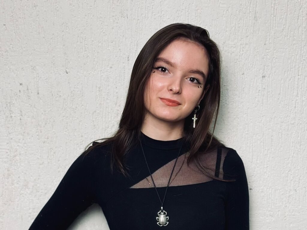 Elenehedge's profile - Image n°0