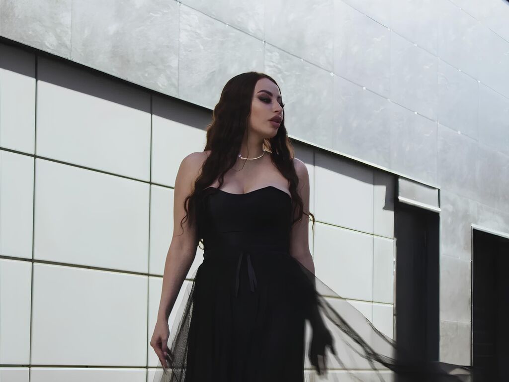 Elenoremaiden's profile - Image n°1