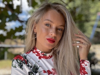 Webcam sex met Elielewison