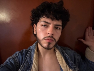 Sexo por webcam con Eliotkinky