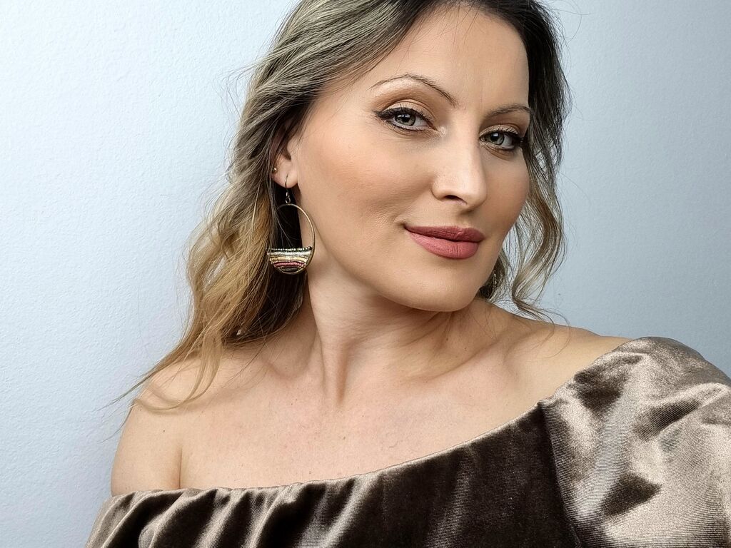 EliseLoff's profile - Image n°3