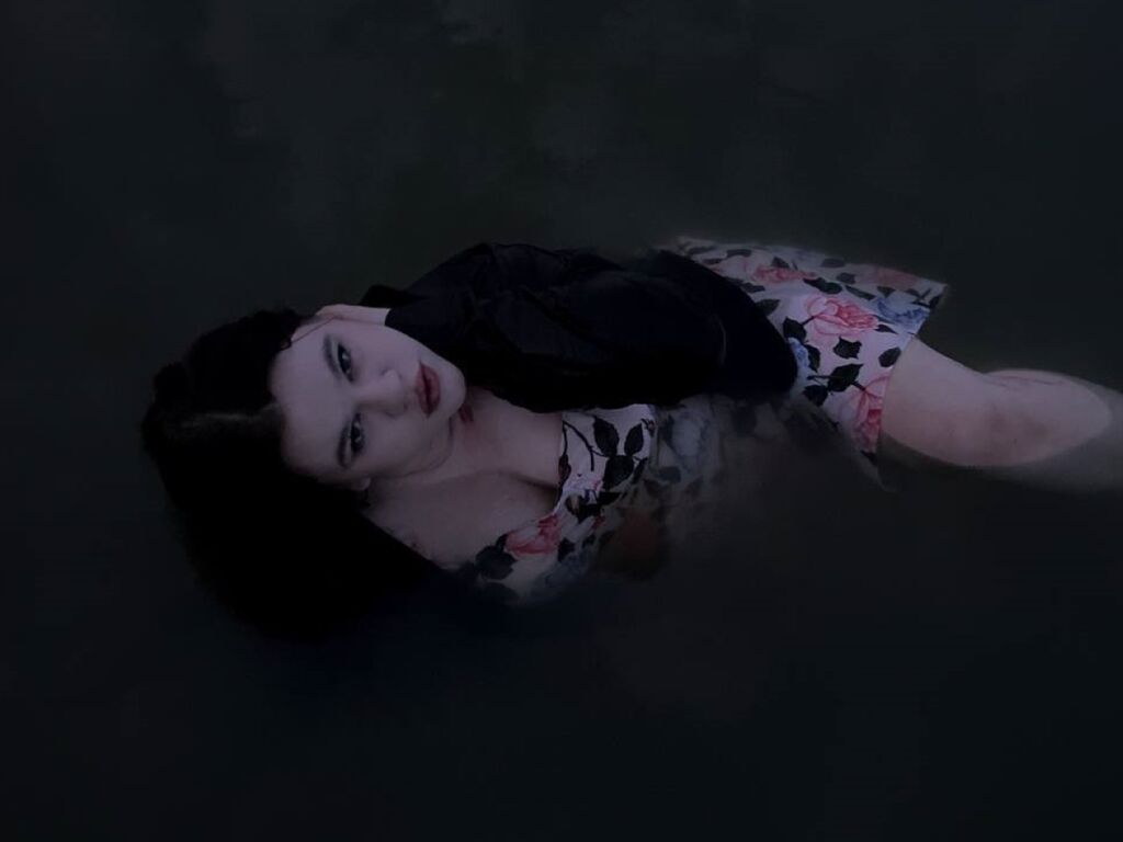 Elislong's profile - Image n°0