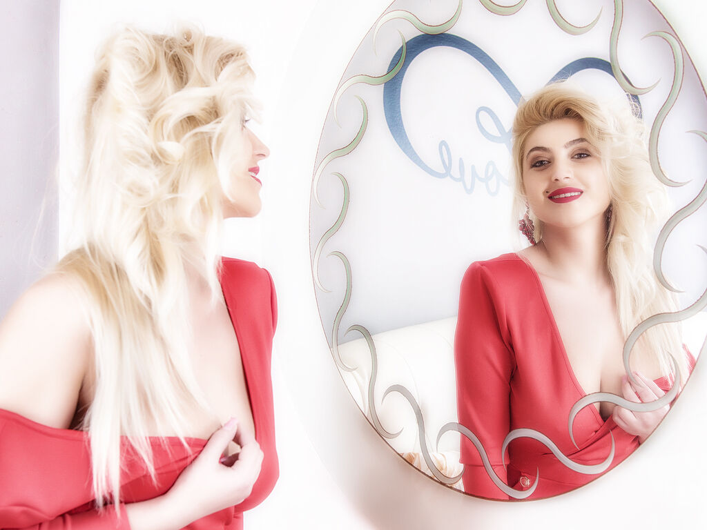Elizabethraegan's profile - Image n°2