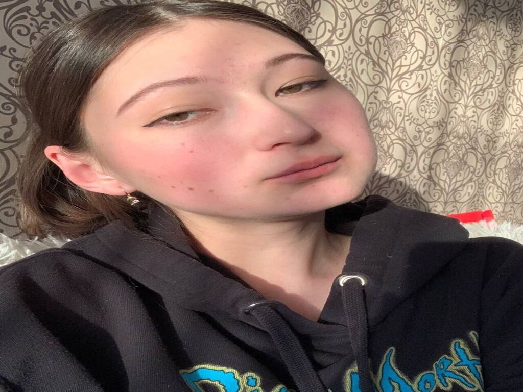 Ellaburns's profile - Image n°0