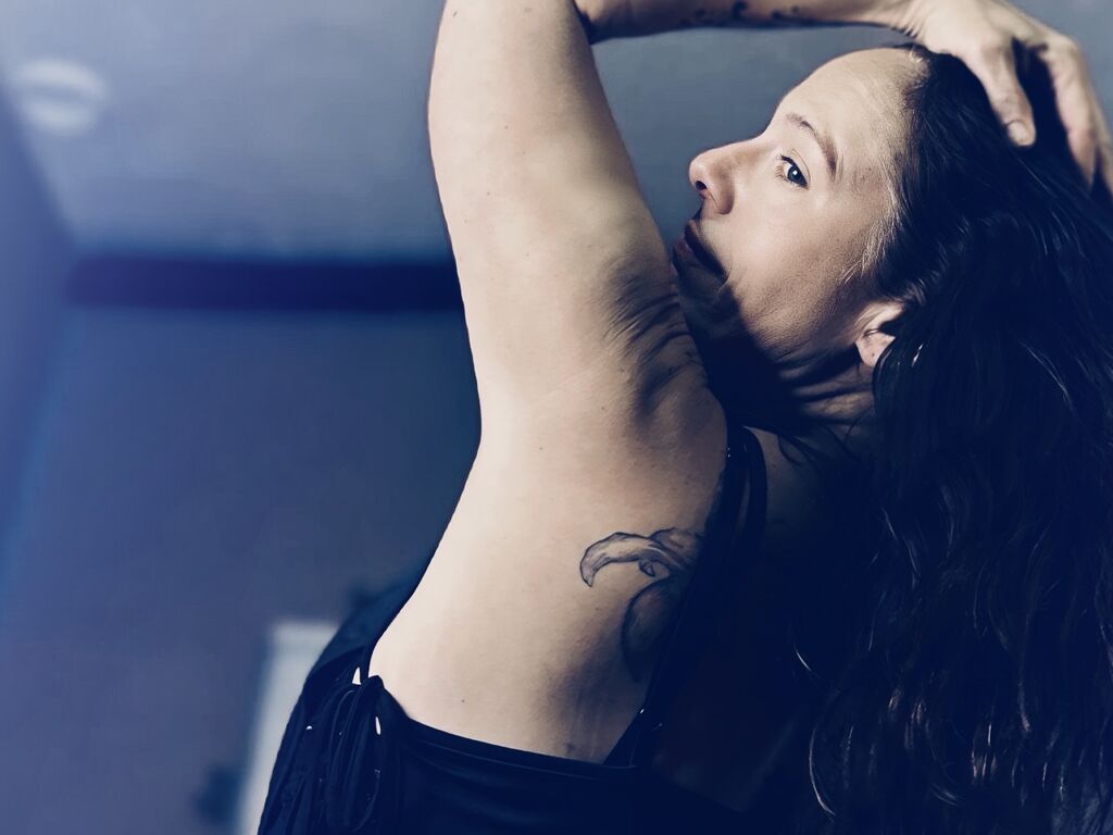 EllaMira's Profil - Bild n°1