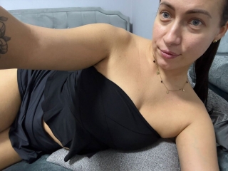 Sexo por webcam con Ellaonly