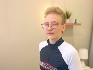 Webcam sex with Ellaperes