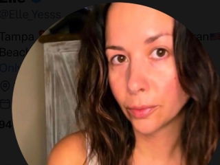 Sexcam Live Show von Elle_Yesss