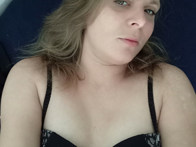 Ellelo's profile - Image n°3