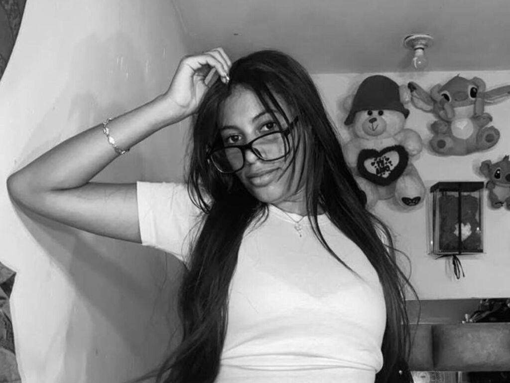 Ellenastonne's profile - Image n°0